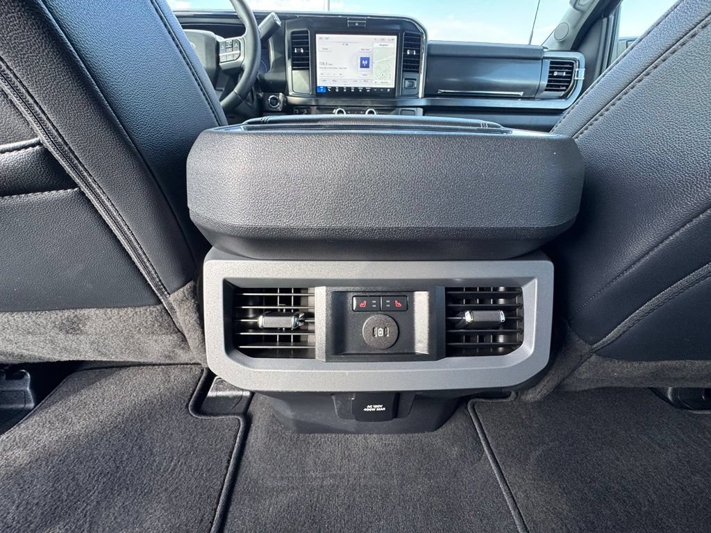 Used 2025 Ford F350 Lariat AWD/4WD image 10