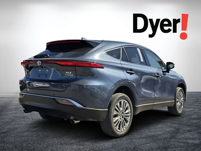 Used 2021 Toyota Venza XLE w/ Softex Package image 3