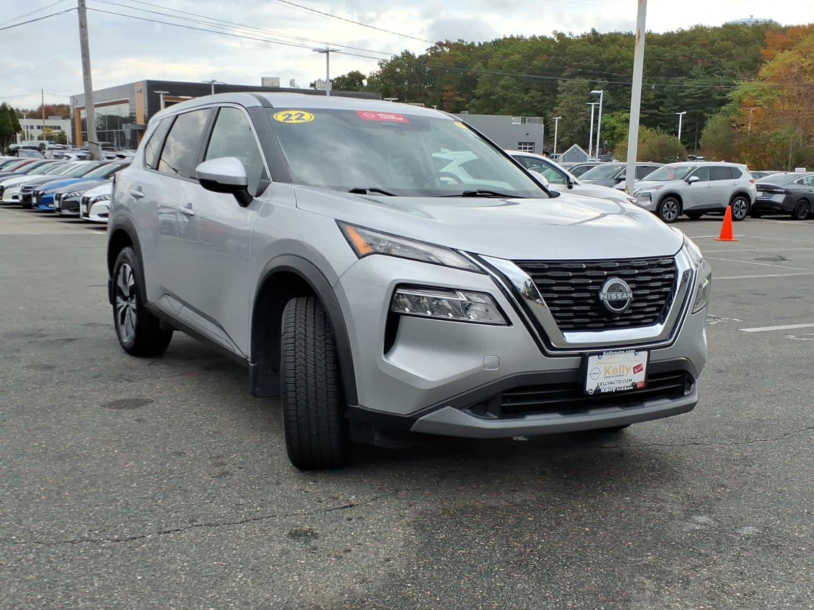 Certified 2022 Nissan Rogue SV AWD/4WD image 3