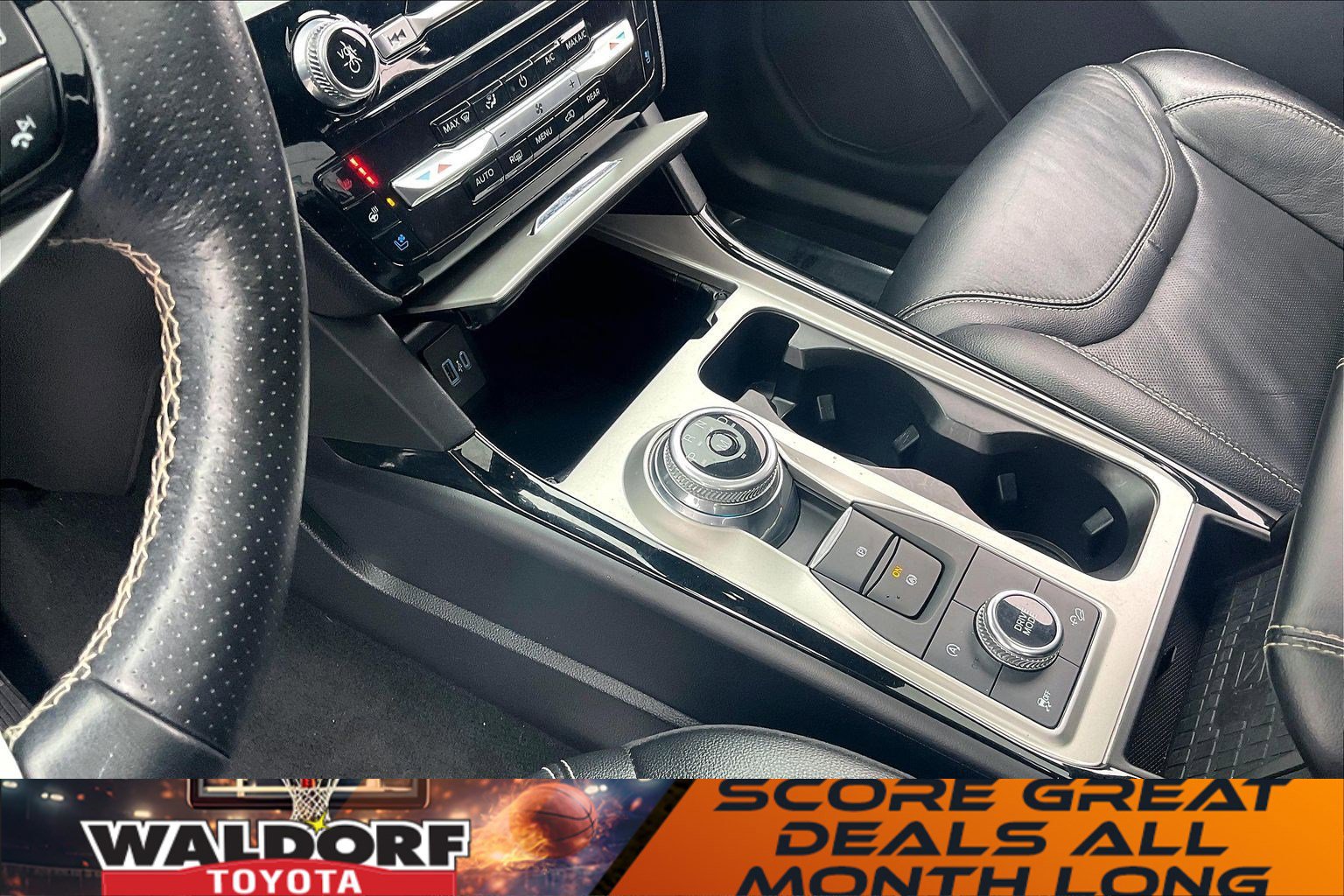 Used 2022 Ford Explorer ST w/ Equipment Group 401A image 22