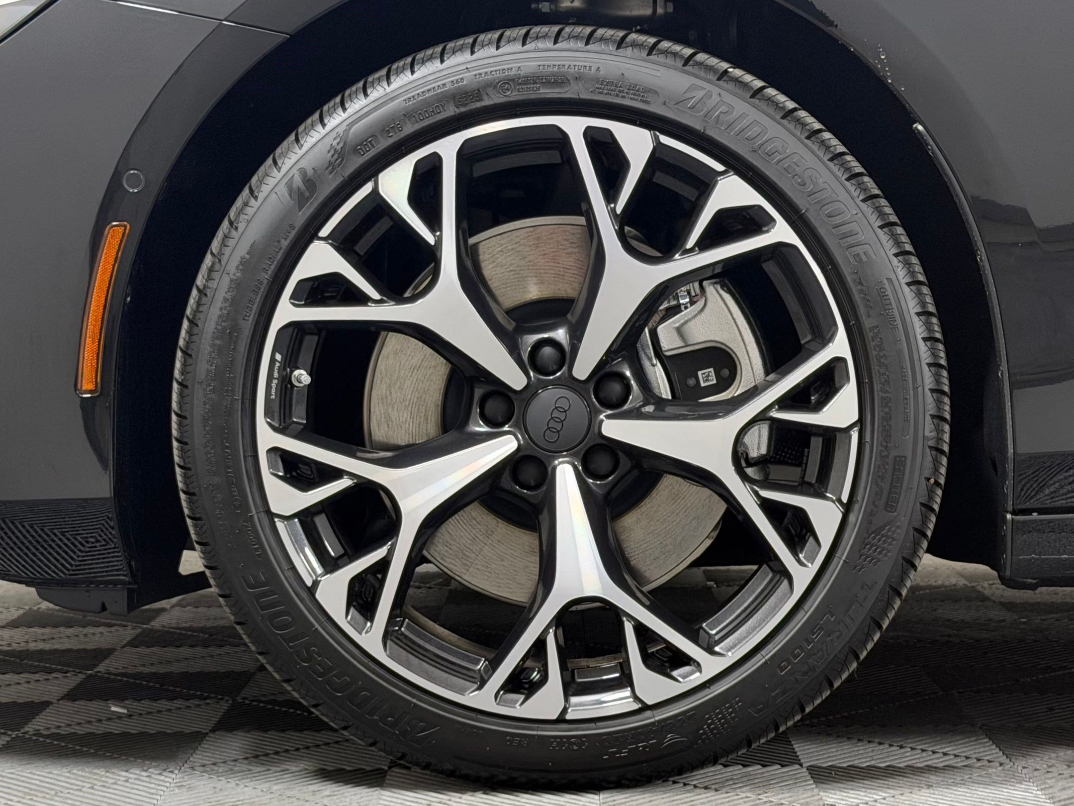 New 2026 Audi A6 Premium Plus AWD/4WD image 12