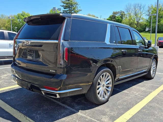 Certified 2023 Cadillac Escalade ESV Premium Luxury w/ Performance Package AWD/4WD image 3