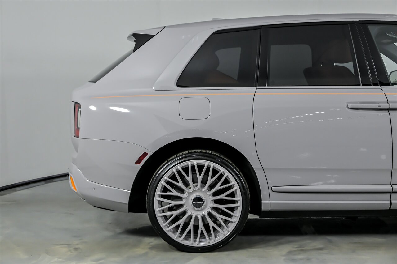 Used 2025 Rolls-Royce Cullinan image 13
