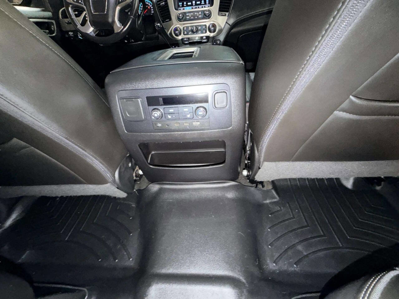 Used 2018 GMC Yukon XL Denali w/ Open Road Package AWD/4WD image 31
