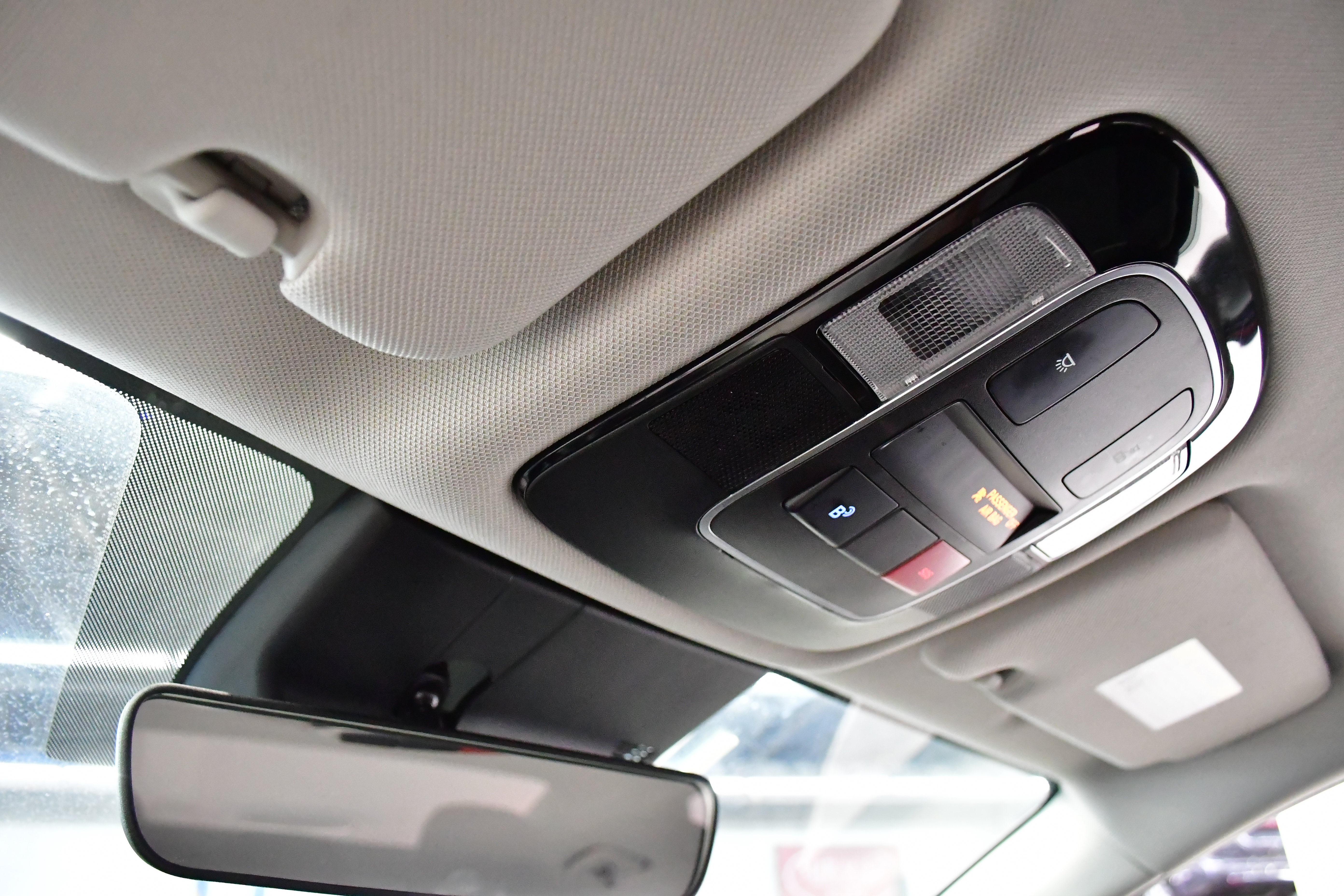 Used 2025 Hyundai Sonata SEL FWD image 29