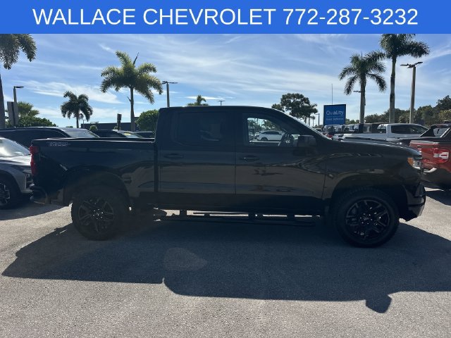 Used 2023 Chevrolet Silverado 1500 LT Trail Boss w/ Protection Package AWD/4WD image 3