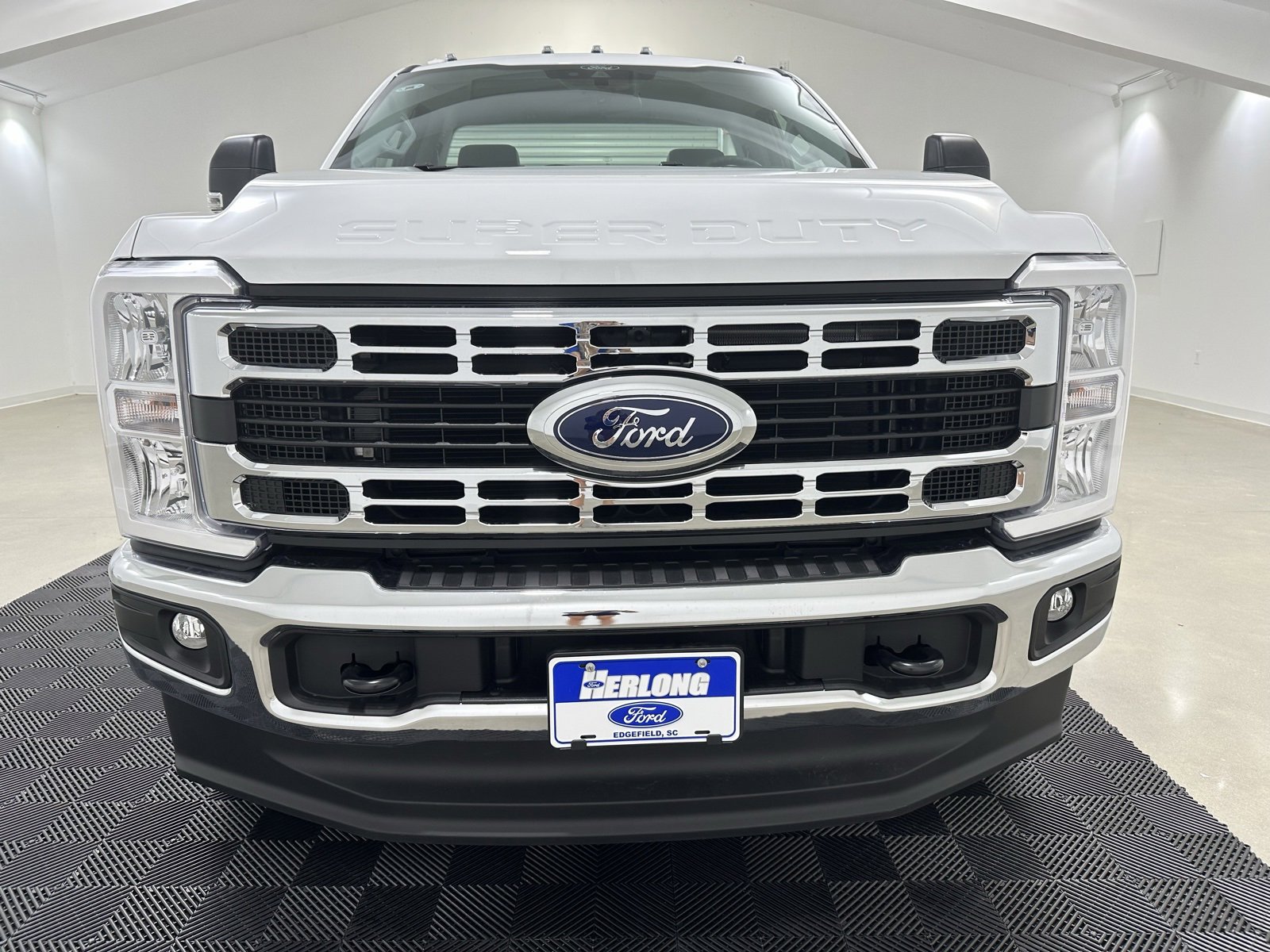 New 2025 Ford F350 XL w/ XL Chrome Package image 2