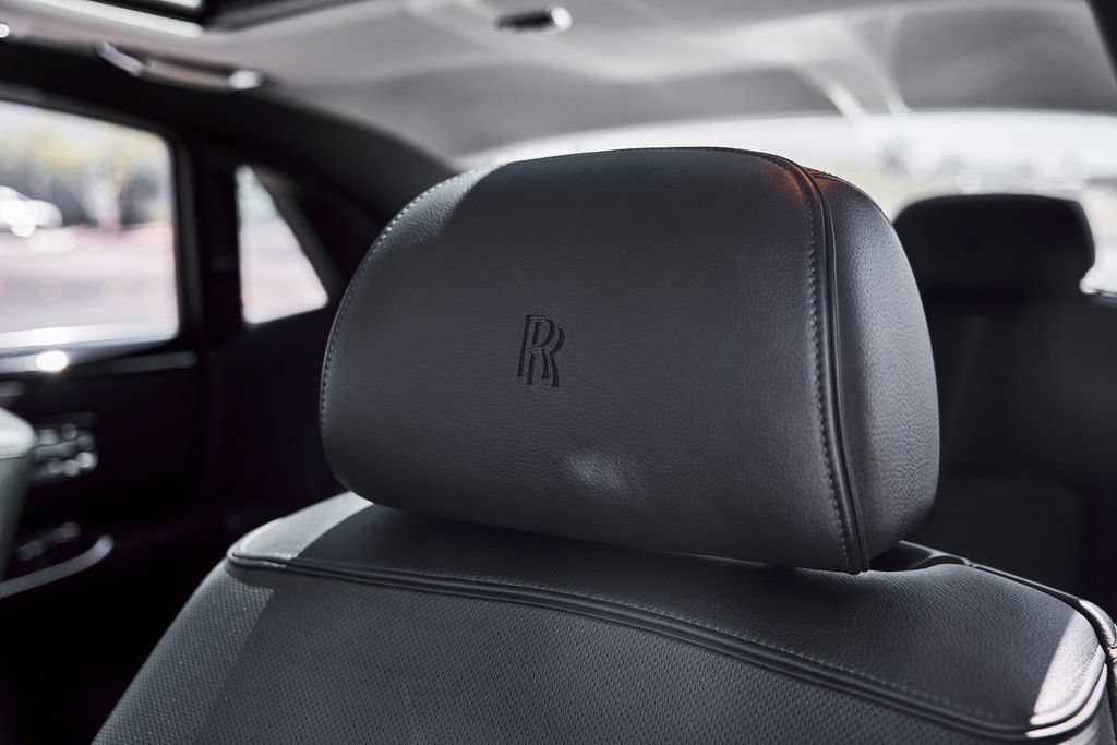 Used 2014 Rolls-Royce Ghost RWD image 51