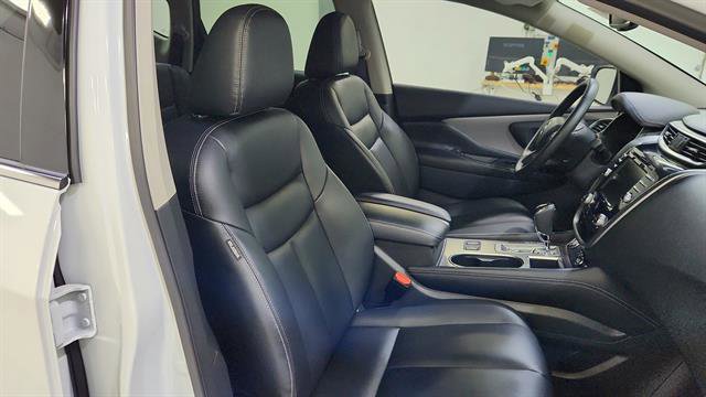Certified 2024 Nissan Murano SV w/ SV Midnight Edition Package image 25