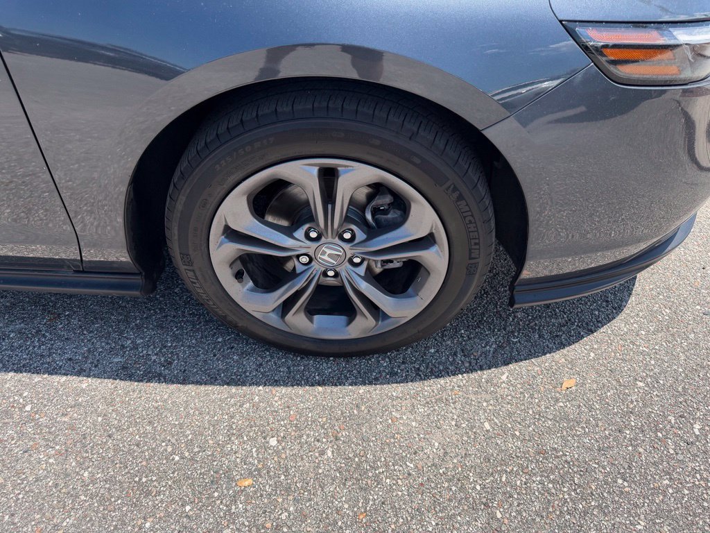 Used 2024 Honda Accord EX image 4
