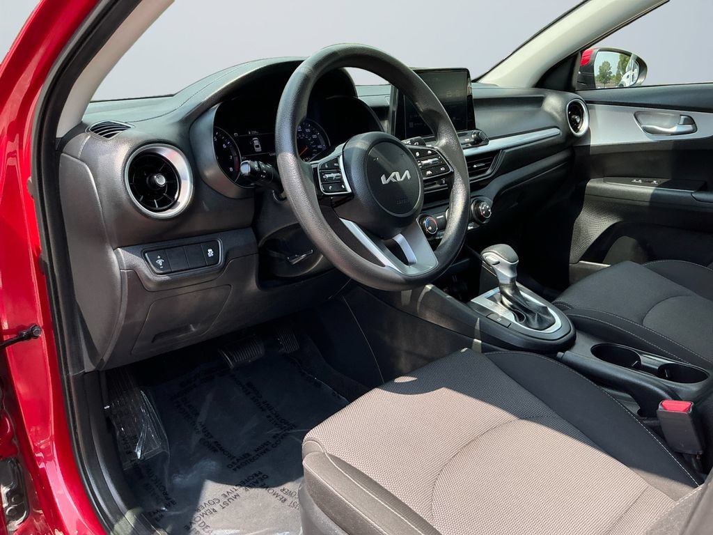 Used 2024 Kia Forte LXS FWD image 11