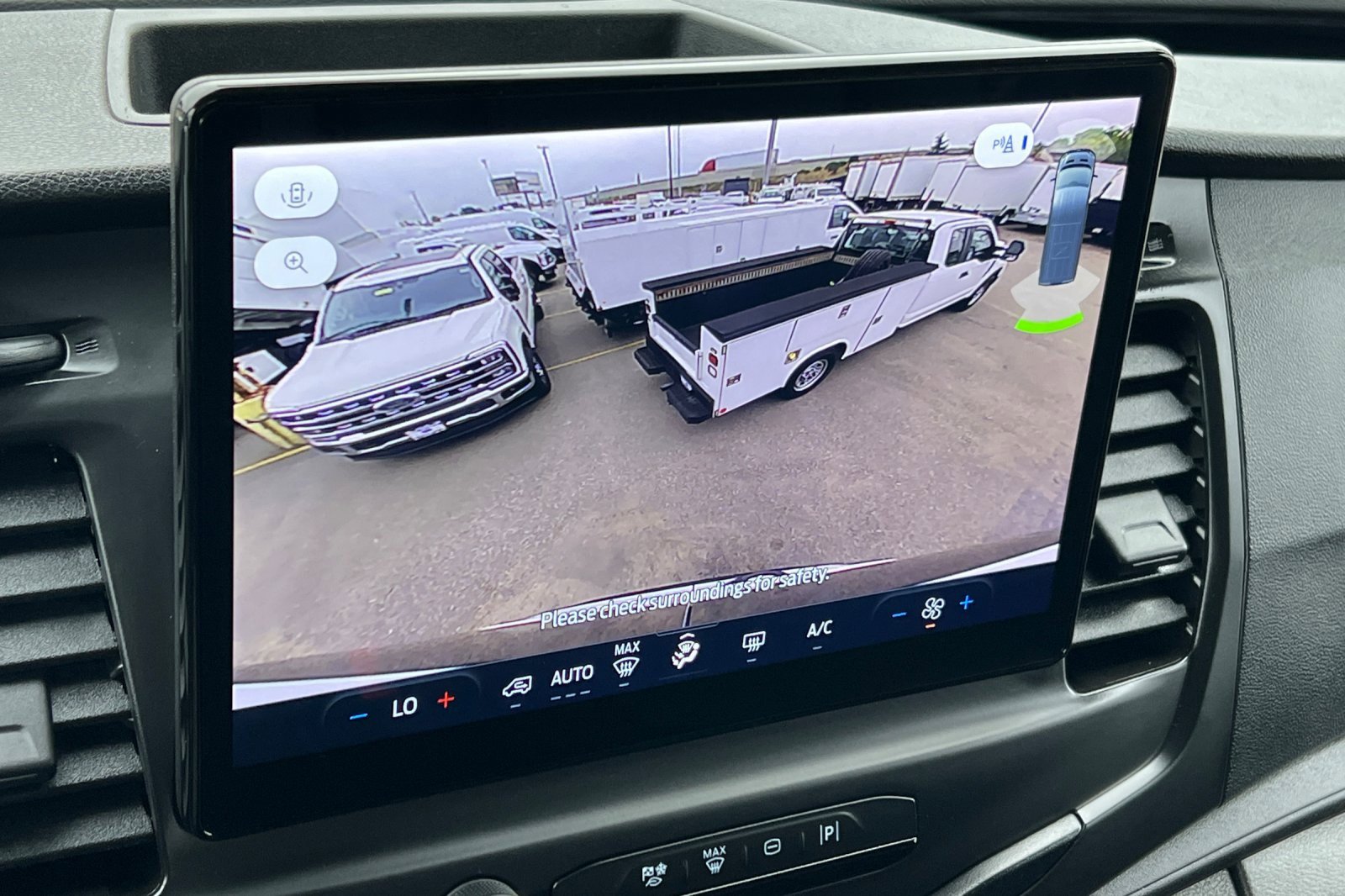 Used 2023 Ford E-Transit Medium Roof w/ Load Area Protection Package image 20