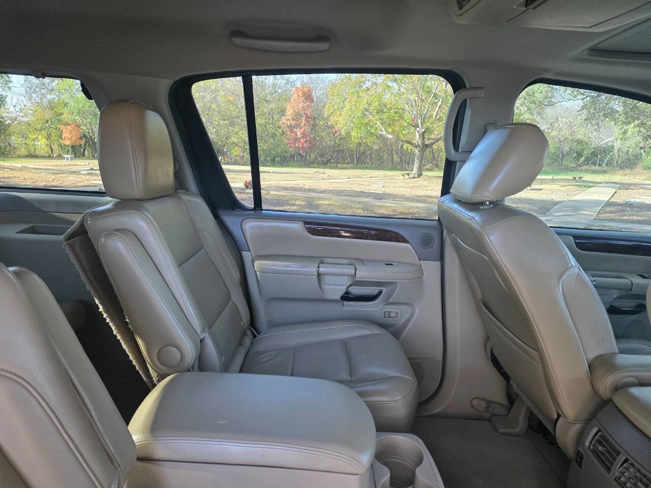 Used 2012 Nissan Armada Platinum image 24