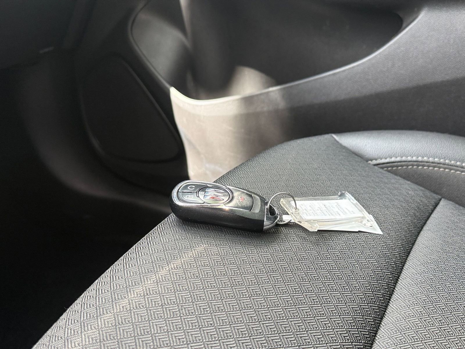 Used 2025 Buick Encore GX Preferred FWD image 21