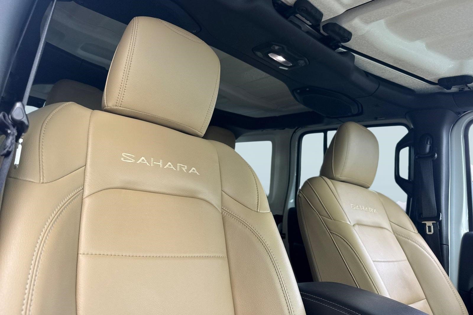 Used 2018 Jeep Wrangler Unlimited Sahara AWD/4WD image 25
