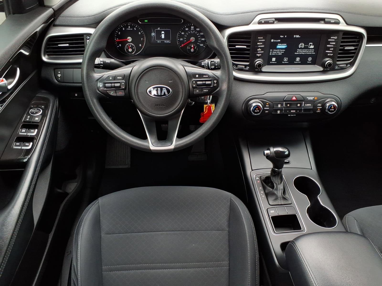 Used 2018 Kia Sorento LX image 16