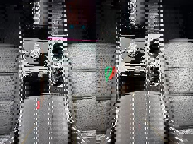 Certified 2025 Cadillac Escalade ESV Premium Luxury w/ Touring Package AWD/4WD image 20