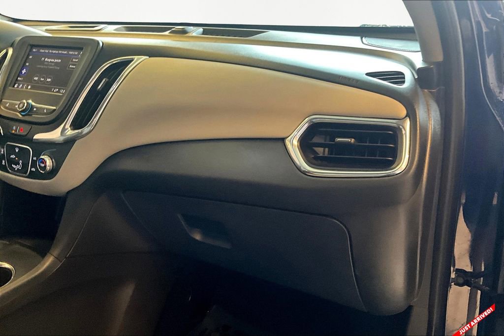 Used 2022 Chevrolet Equinox LS image 18