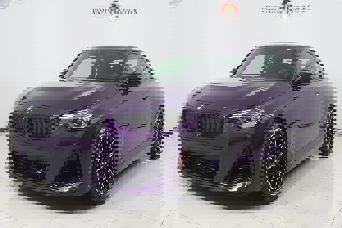 Used 2025 BMW M240i Coupe image 5