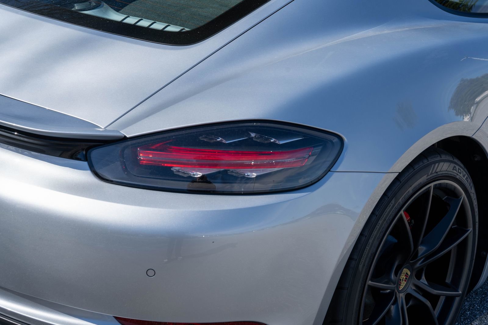 Used 2018 Porsche 718 Cayman S image 14