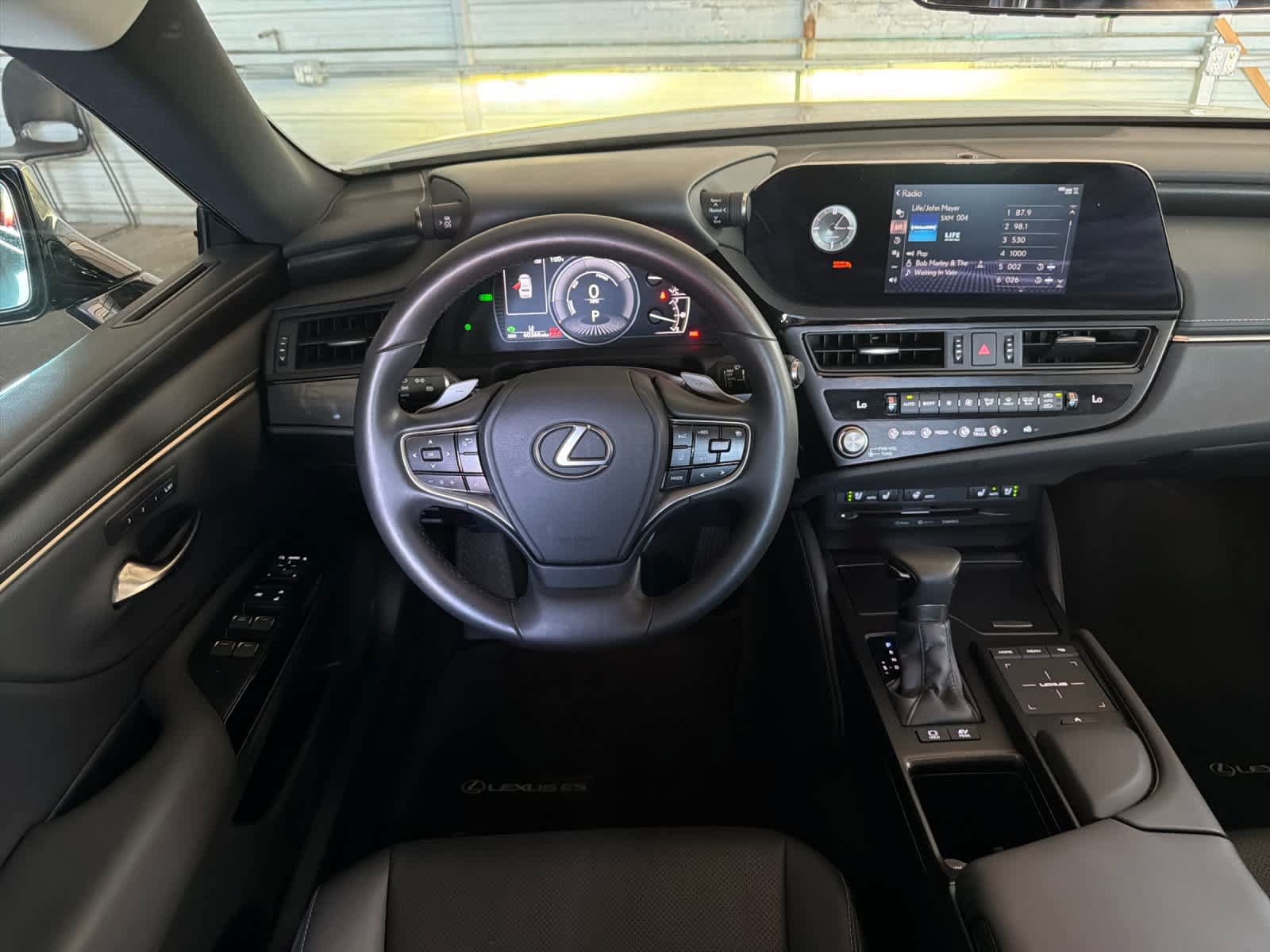 Used 2022 Lexus ES 300h w/ Premium Package FWD image 14
