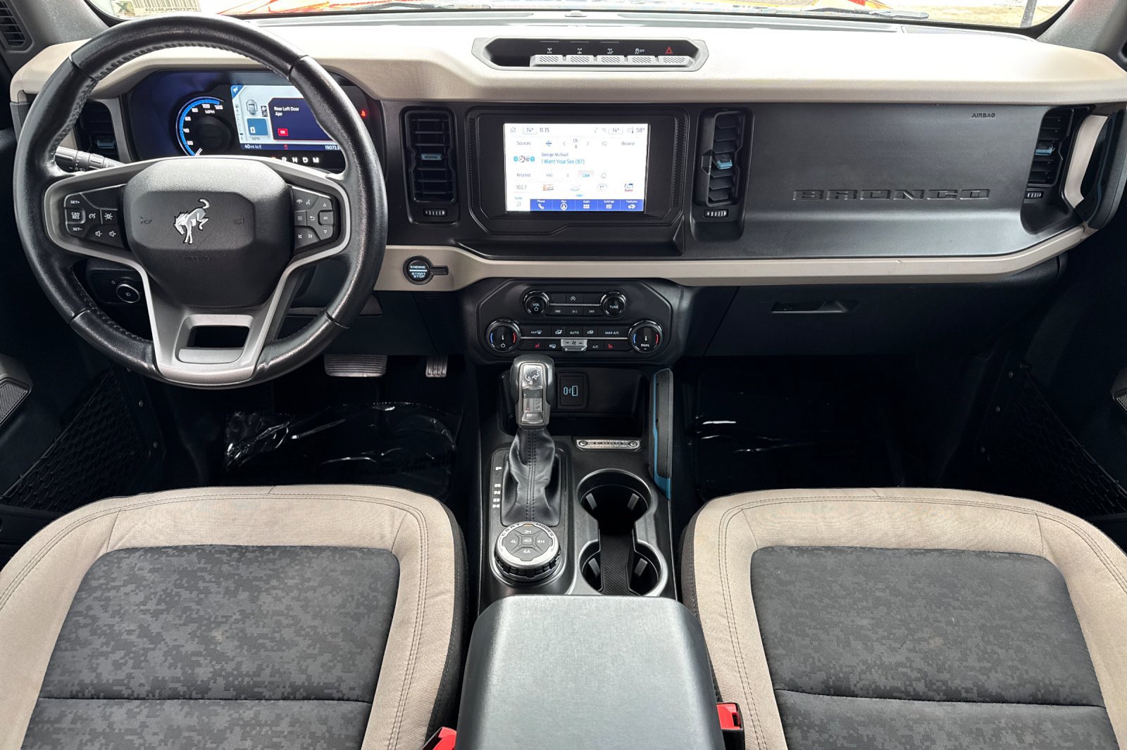 Used 2022 Ford Bronco Wildtrak AWD/4WD image 13