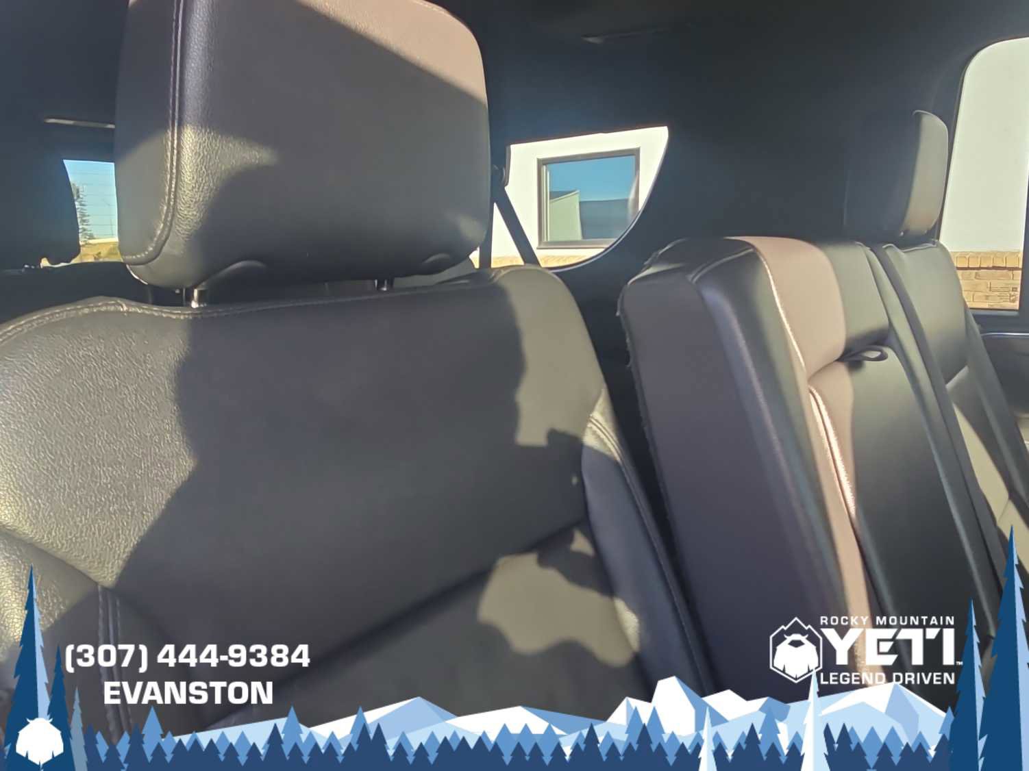 Used 2021 Chevrolet Suburban LT w/ LT Signature Package image 19