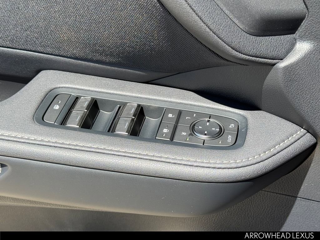 New 2026 Lexus TX 500h AWD image 24