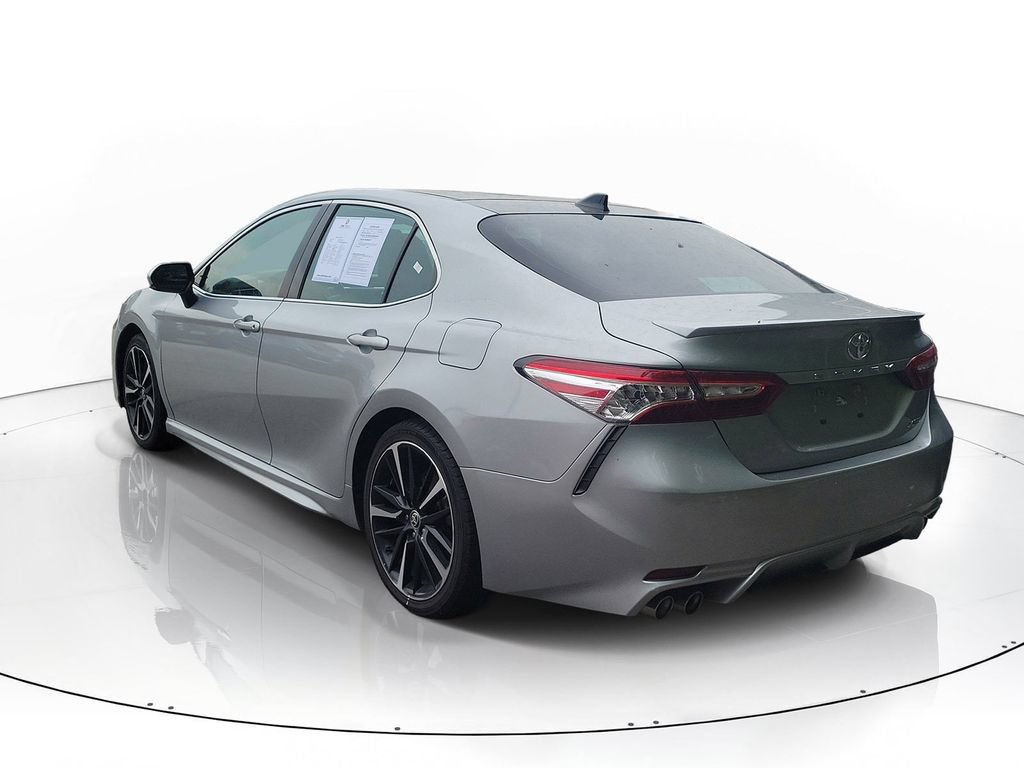 Used 2020 Toyota Camry XSE FWD image 3