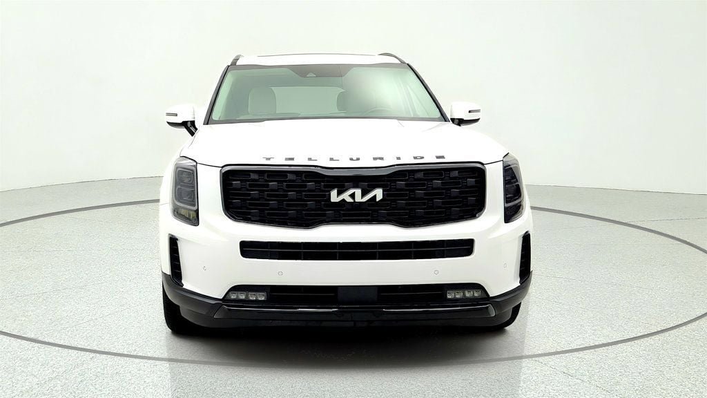 Used 2022 Kia Telluride SX w/ SX Prestige Package AWD/4WD image 2