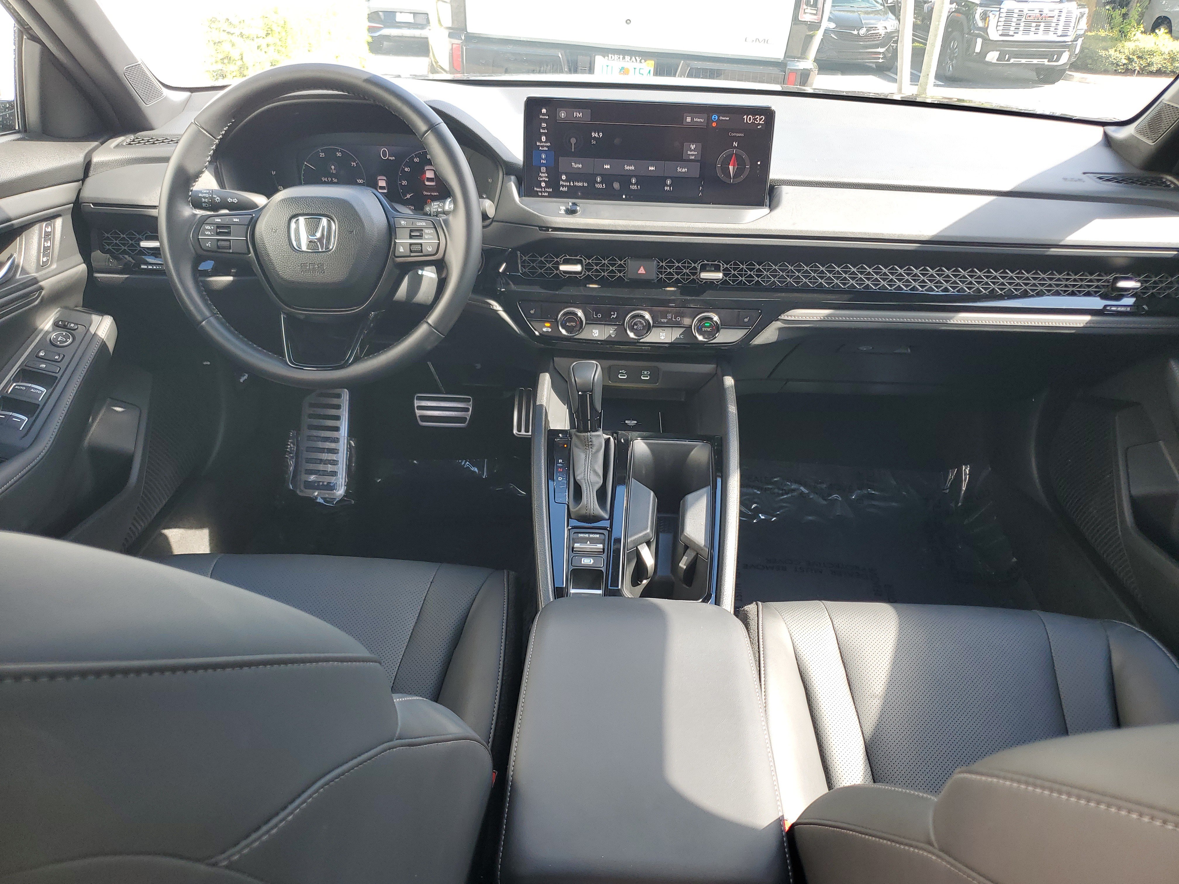 Used 2025 Honda Accord Sport image 15
