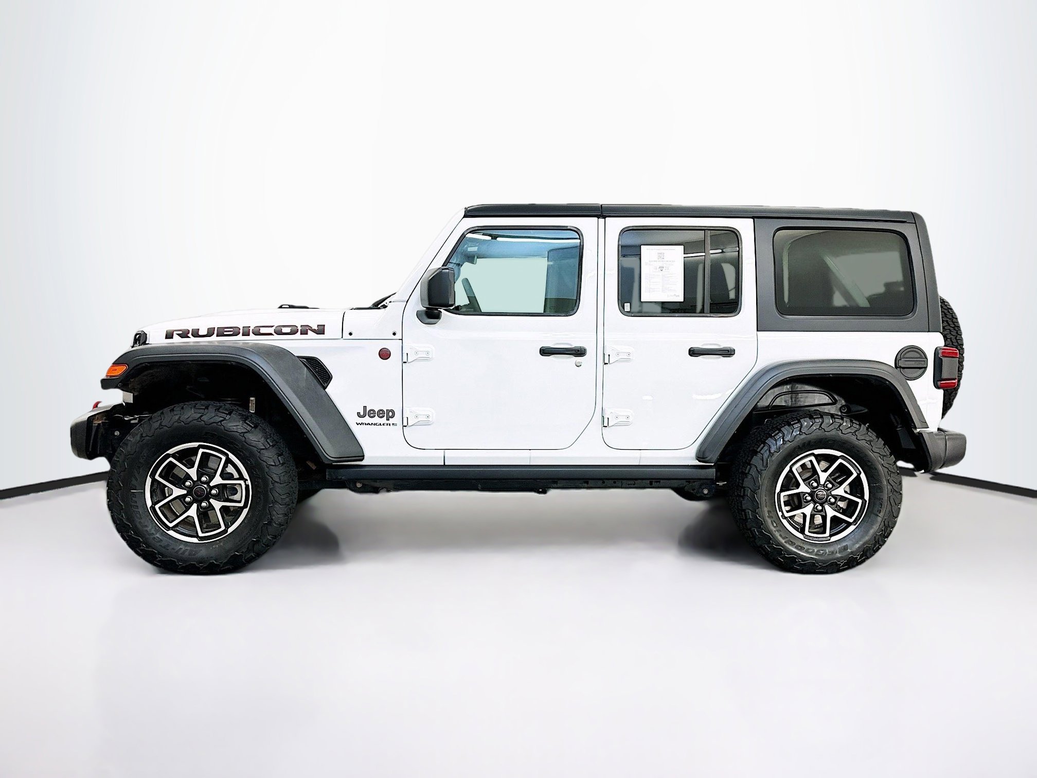 Used 2025 Jeep Wrangler Unlimited Rubicon image 4