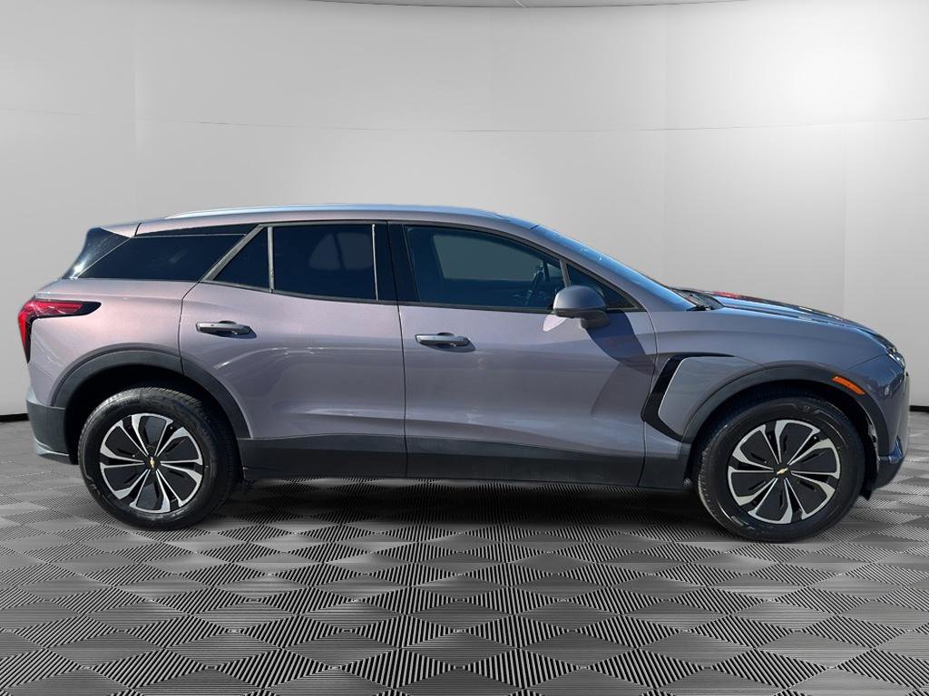 Used 2024 Chevrolet Blazer EV LT image 8