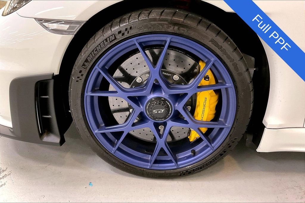 Used 2024 Porsche 718 Cayman GT4 RS RWD image 17