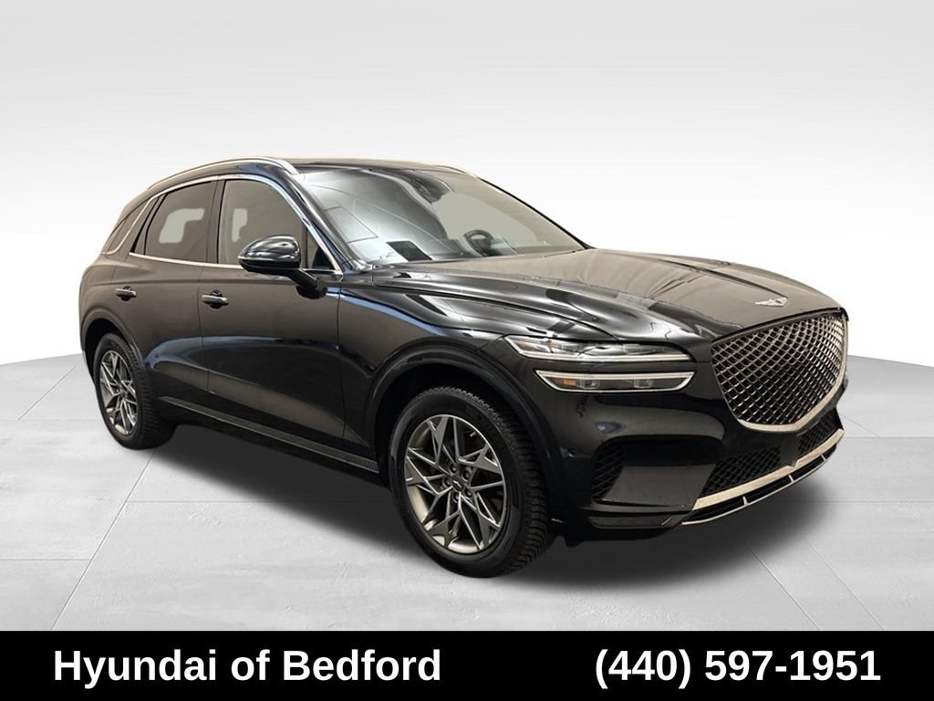 Used 2022 Genesis GV70 2.5T w/ Advanced Package AWD/4WD image 3