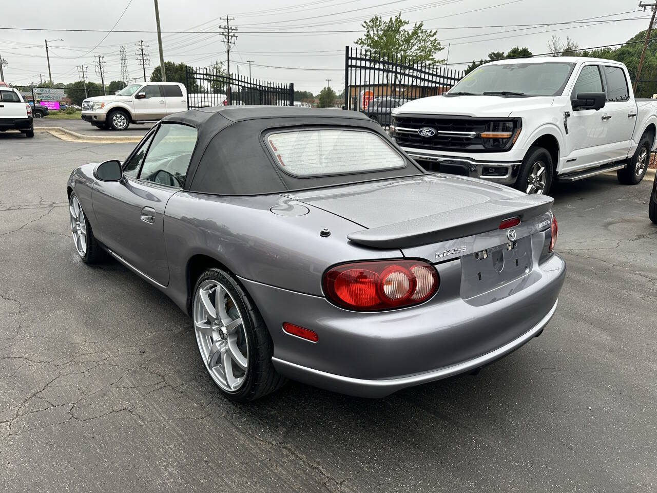 Used 2004 MAZDA MX-5 Miata MAZDASPEED RWD image 7