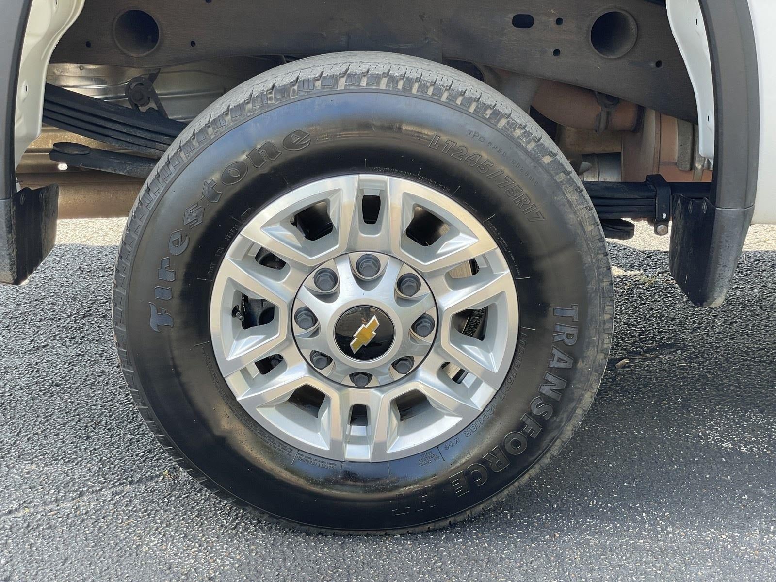 Used 2024 Chevrolet Silverado 2500 LT AWD/4WD image 56