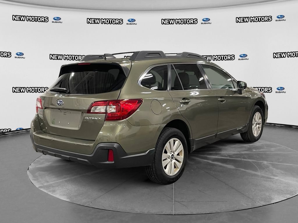 Used 2019 Subaru Outback 2.5i Premium AWD/4WD image 5