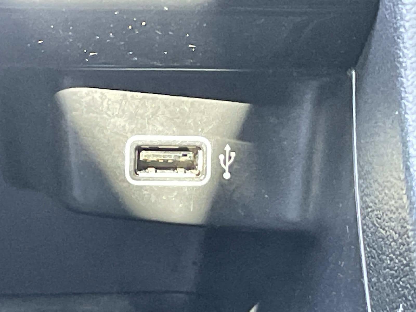 Used 2019 Volkswagen Jetta SEL Premium FWD image 28