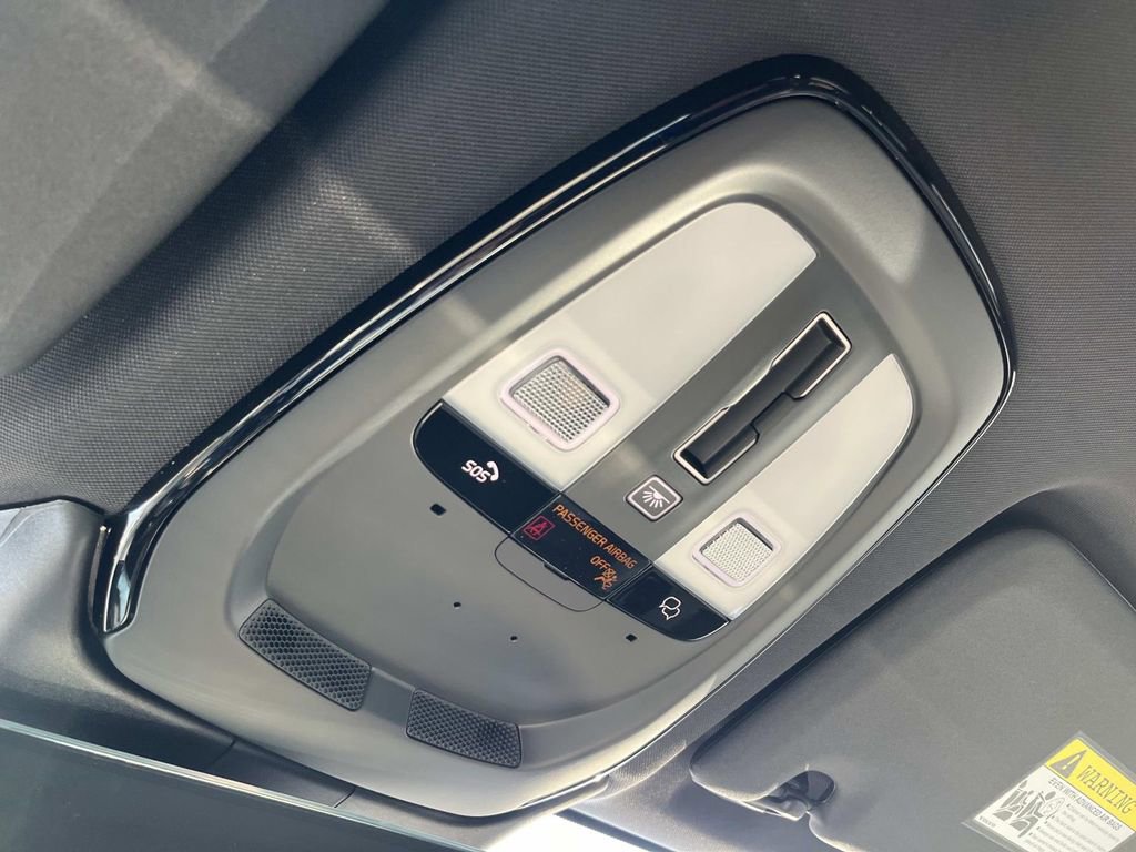 New 2026 Volvo XC60 B5 Core w/ Climate Package image 30