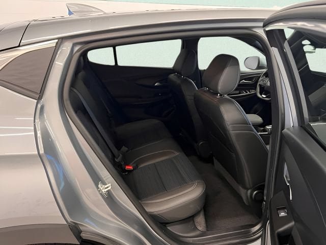 Certified 2025 Buick Envista Preferred FWD image 11