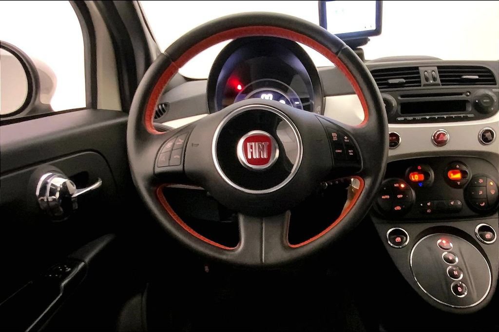 Used 2014 FIAT 500 e FWD image 4