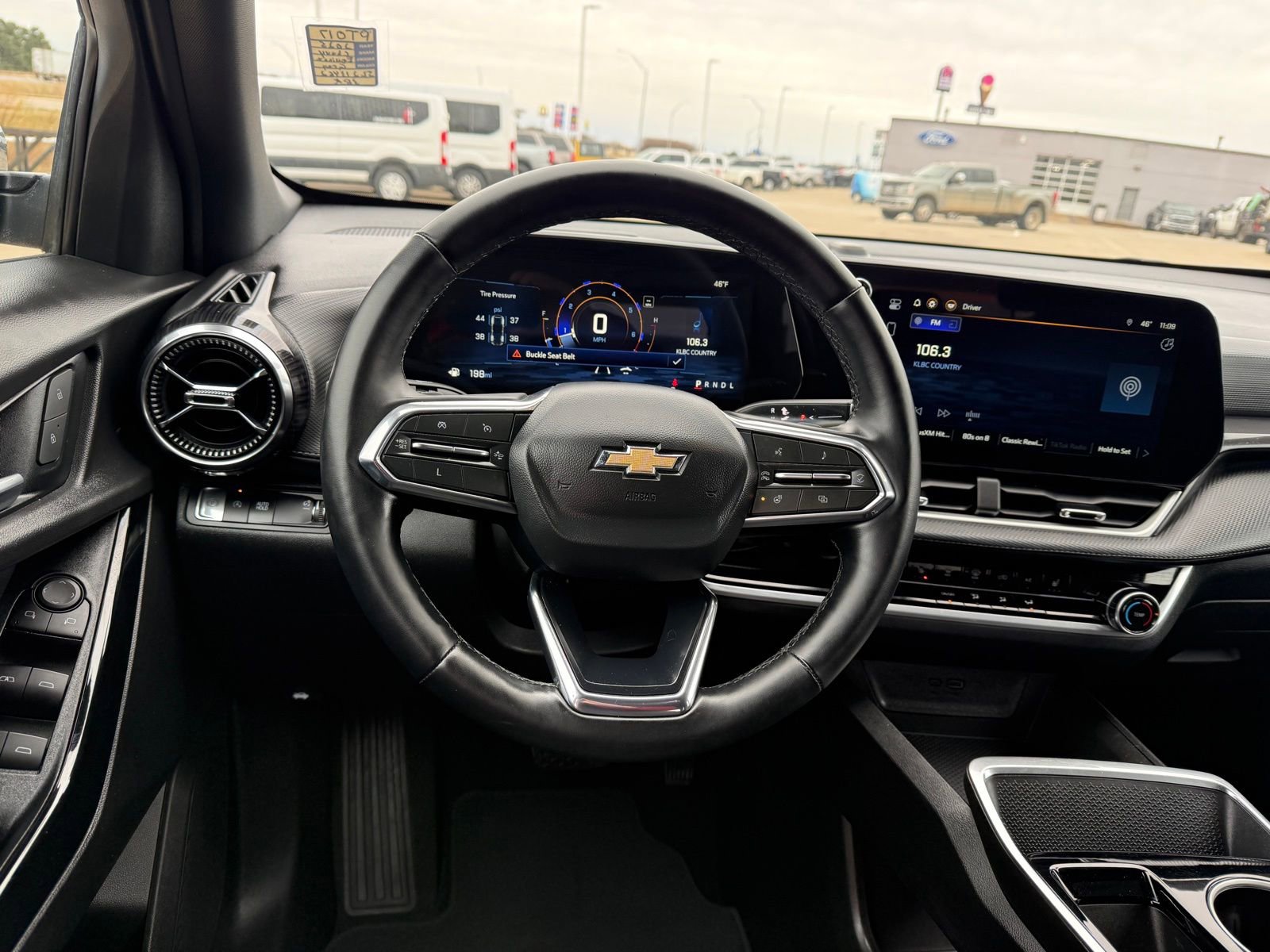 Used 2025 Chevrolet Equinox LT FWD image 12
