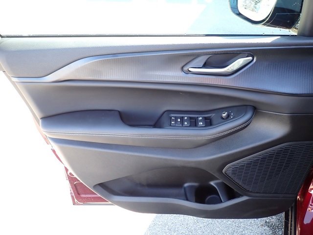 New 2025 Jeep Grand Cherokee Altitude image 15