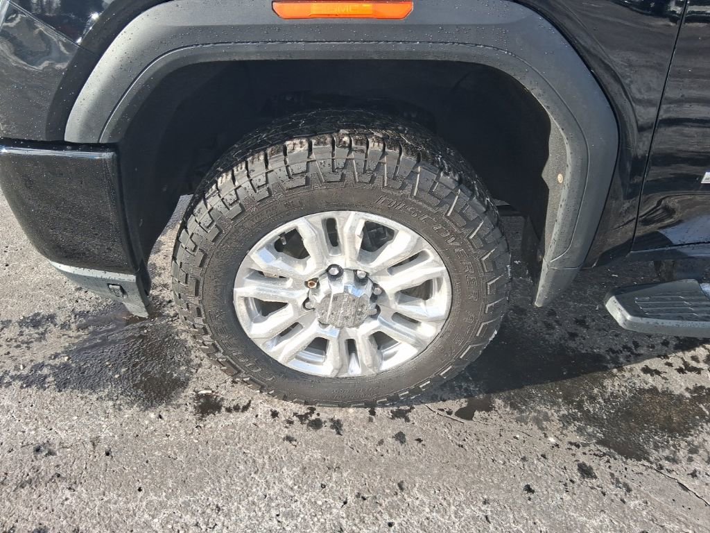 Used 2021 GMC Sierra 2500 Denali w/ Denali Ultimate Package image 13