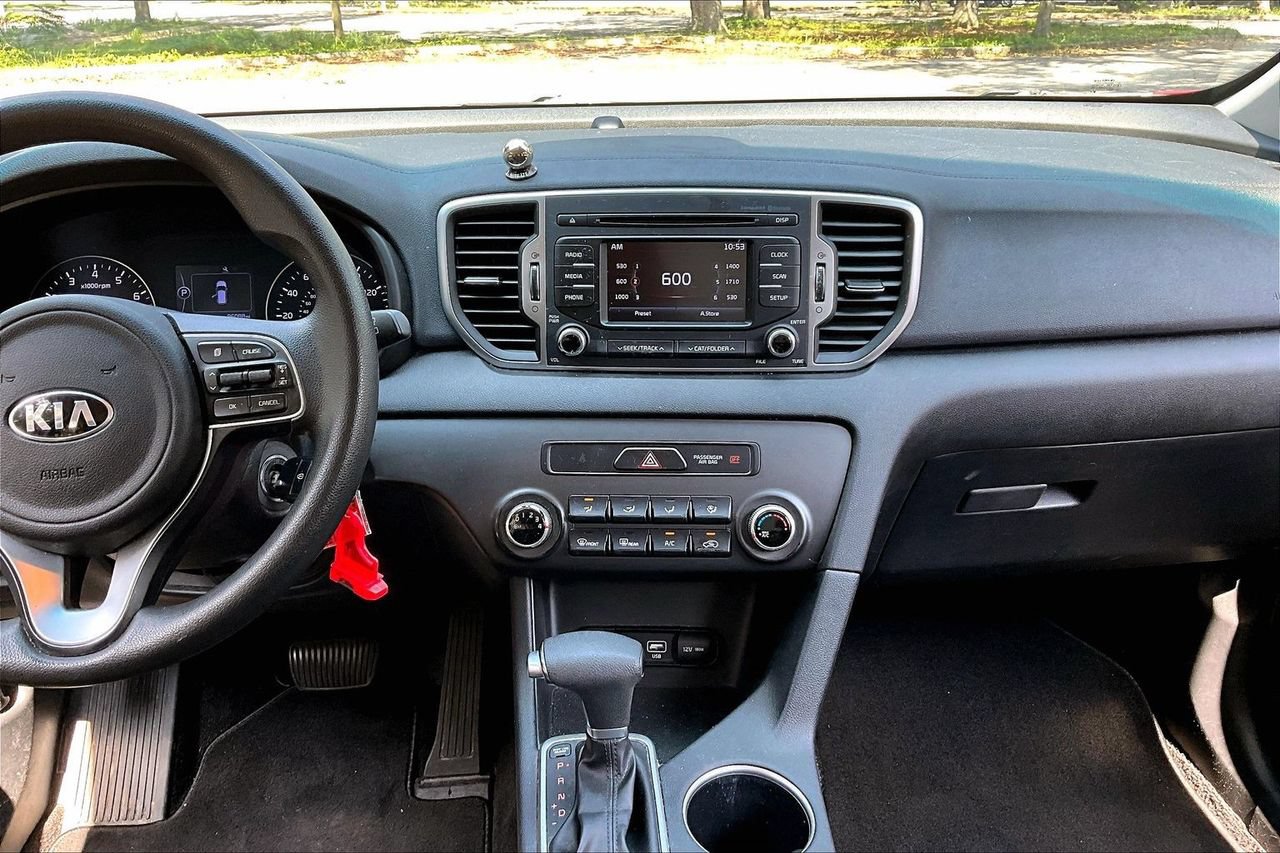 Used 2019 Kia Sportage LX FWD image 9