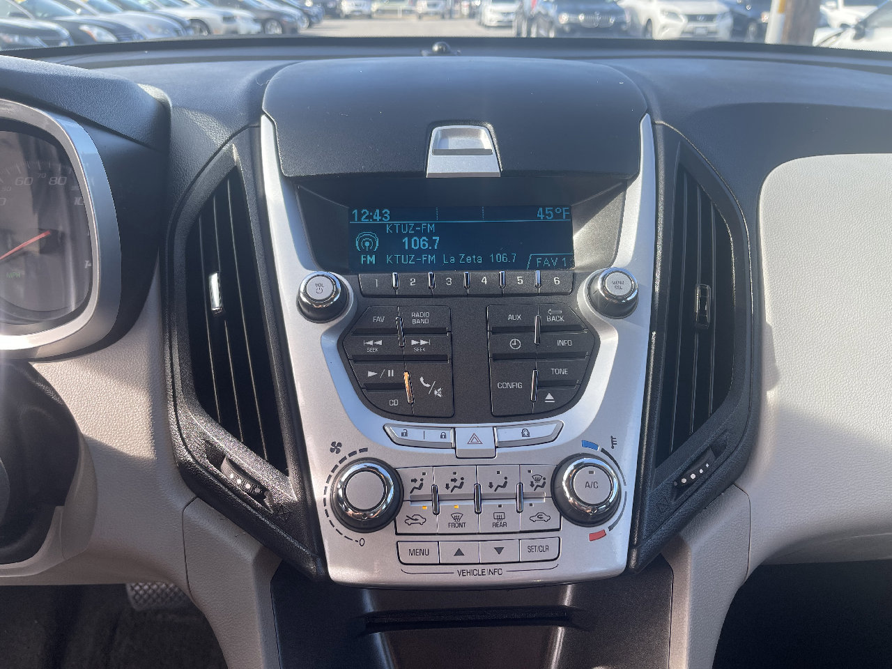 Used 2015 Chevrolet Equinox LS image 20