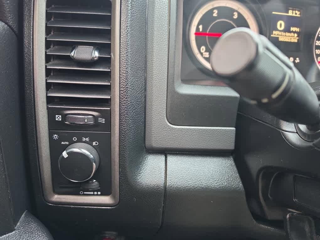 Used 2015 RAM 5500 Tradesman w/ Ambulance Prep Group RWD image 20