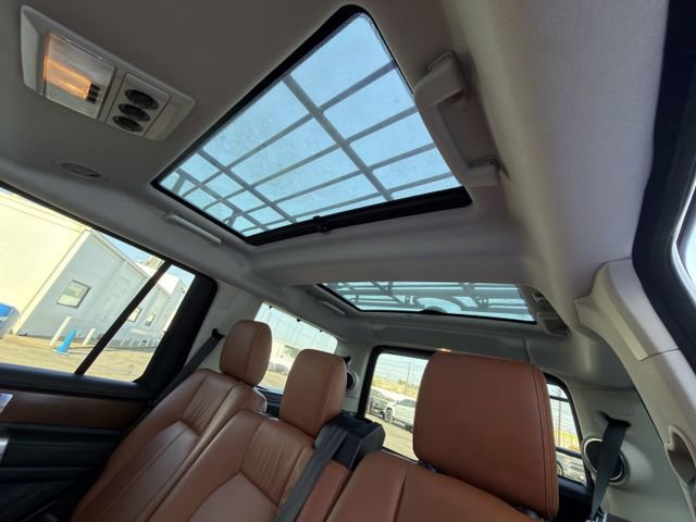 Used 2016 Land Rover LR4 HSE LUX image 33