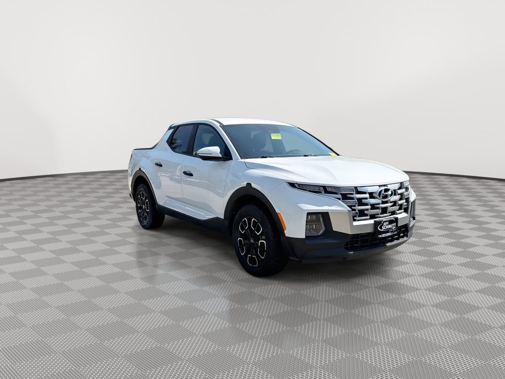 Used 2024 Hyundai Santa Cruz SEL FWD image 2